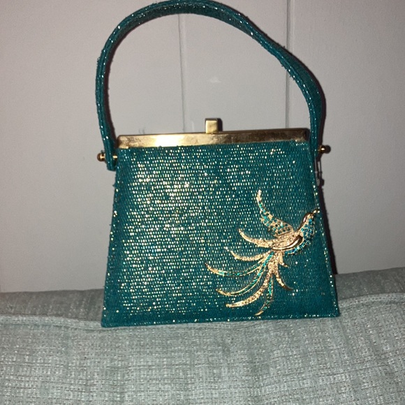 Moo Roo designer teal shimmer peacock vintage purse
Perfect compliment to Easter - Picture 5 of 7